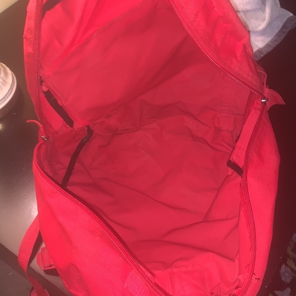 BACKPACK - Picture 2 of 2